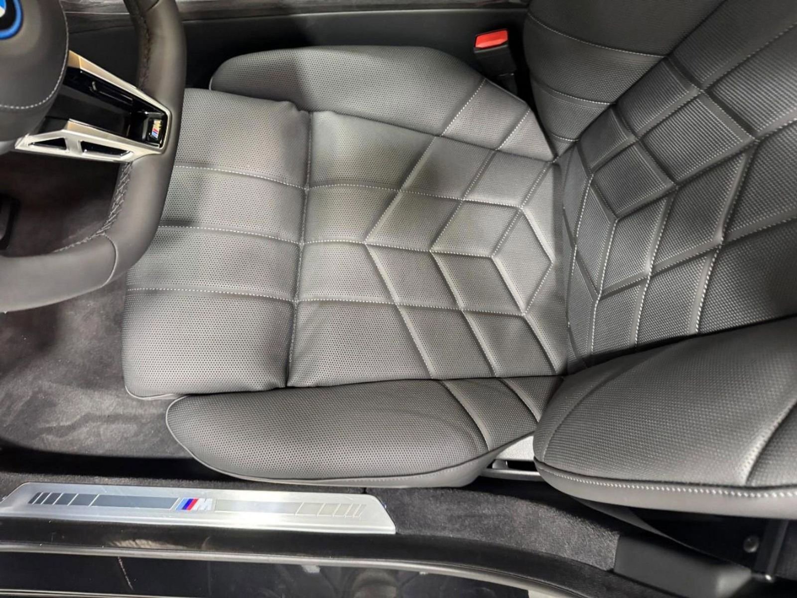 New 2026 BMW i7 xDrive60 image 26