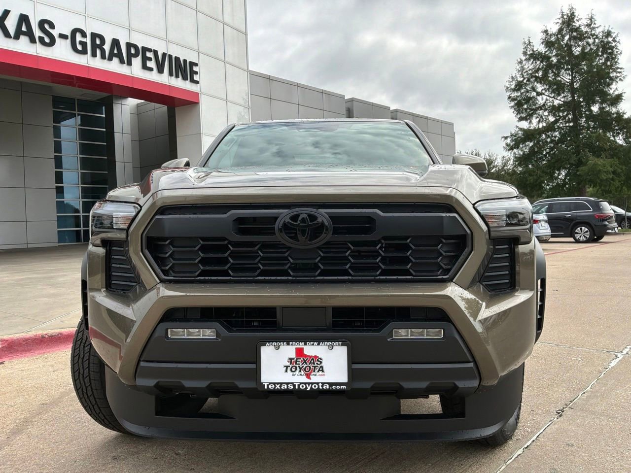 New 2026 Toyota Tacoma TRD Off-Road AWD/4WD image 3