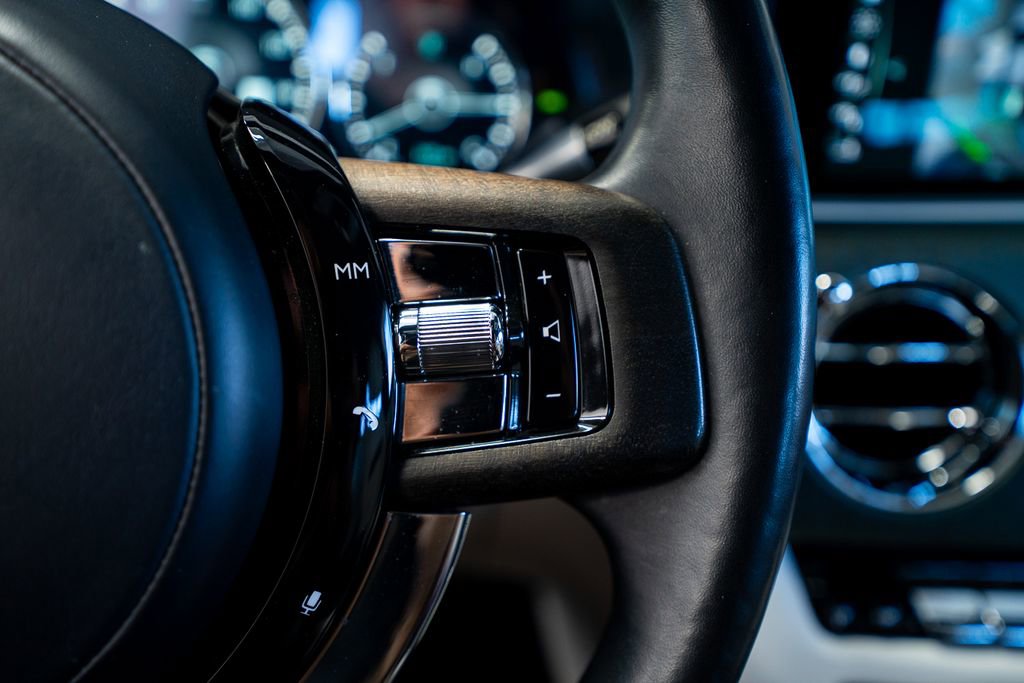 Used 2022 Rolls-Royce Ghost w/ Ghost Package AWD/4WD image 29