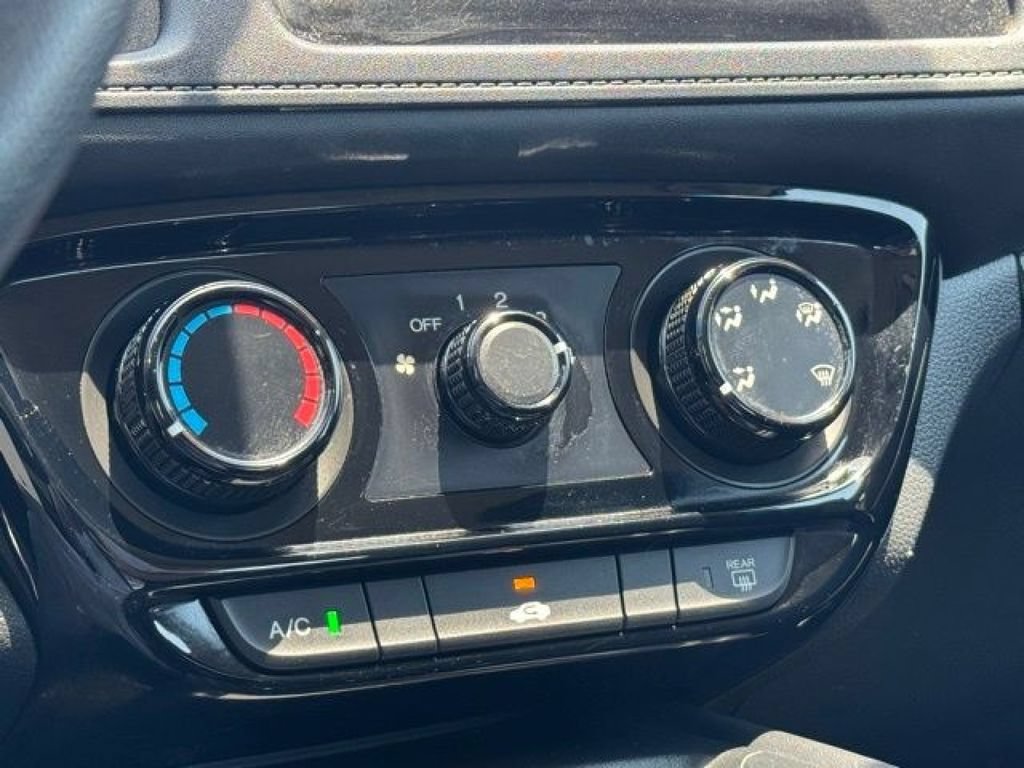 Used 2016 Honda HR-V LX image 17