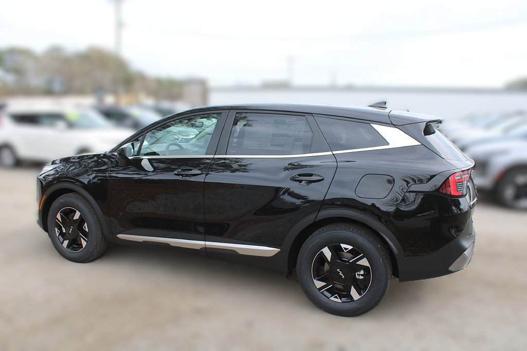 New 2027 Kia Sportage LX FWD image 12