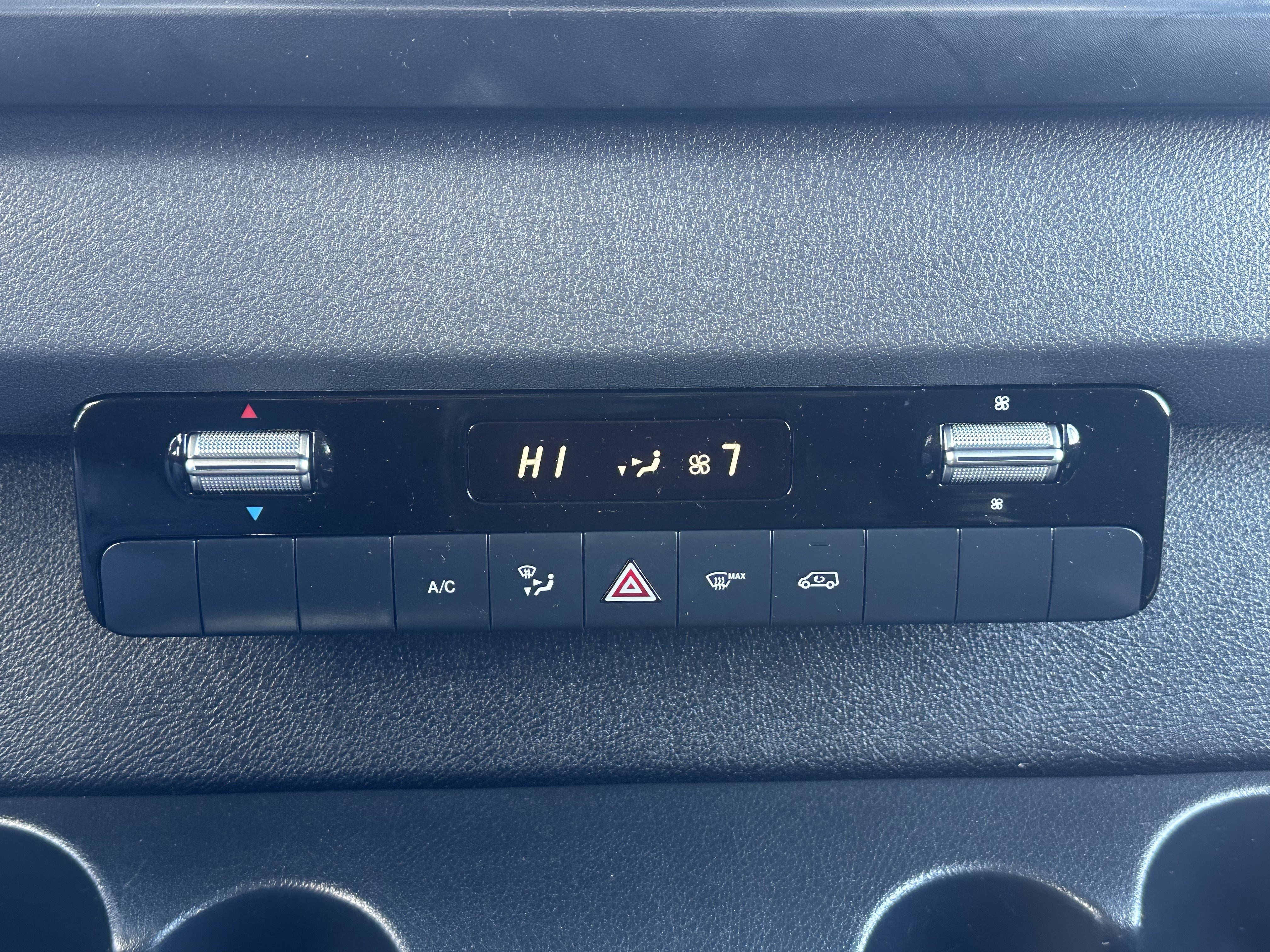 Used 2020 Mercedes-Benz Sprinter 144 Cargo w/ Driver Convenience Package image 29