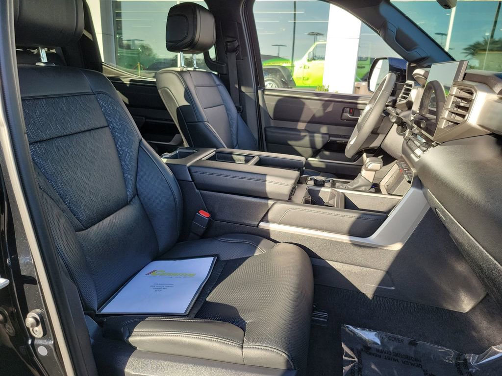 Used 2025 Toyota Tundra Limited image 18