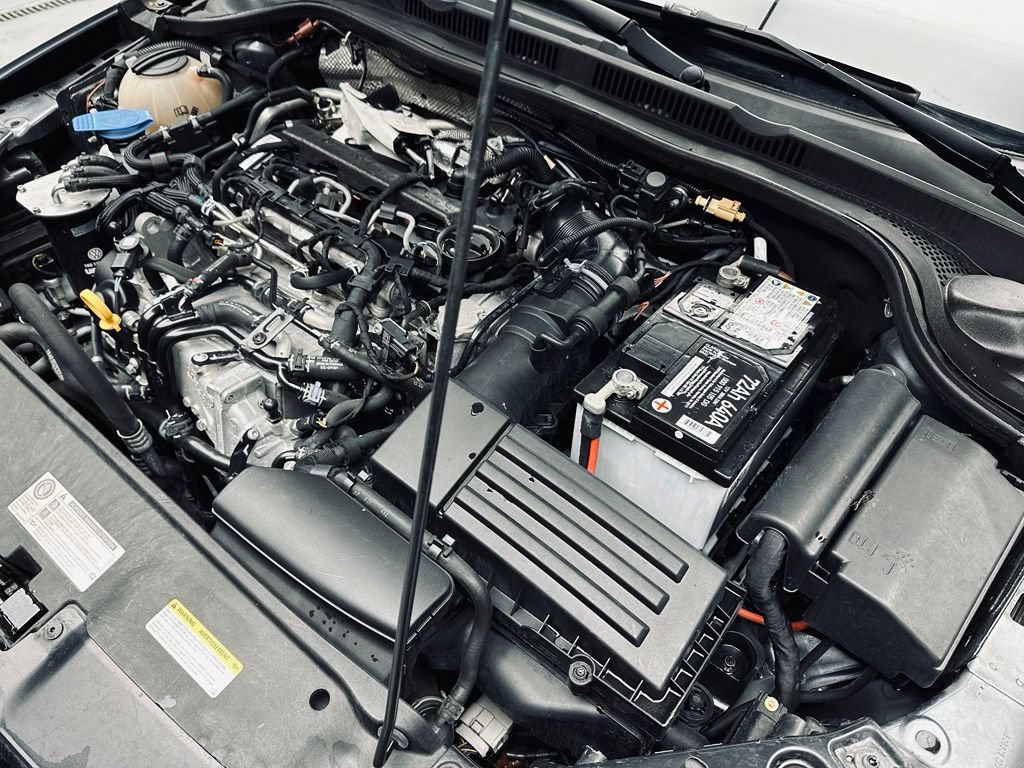 Used 2015 Volkswagen Jetta TDI SE FWD image 48