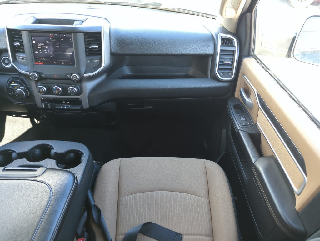 Used 2022 RAM 2500 Big Horn AWD/4WD image 15