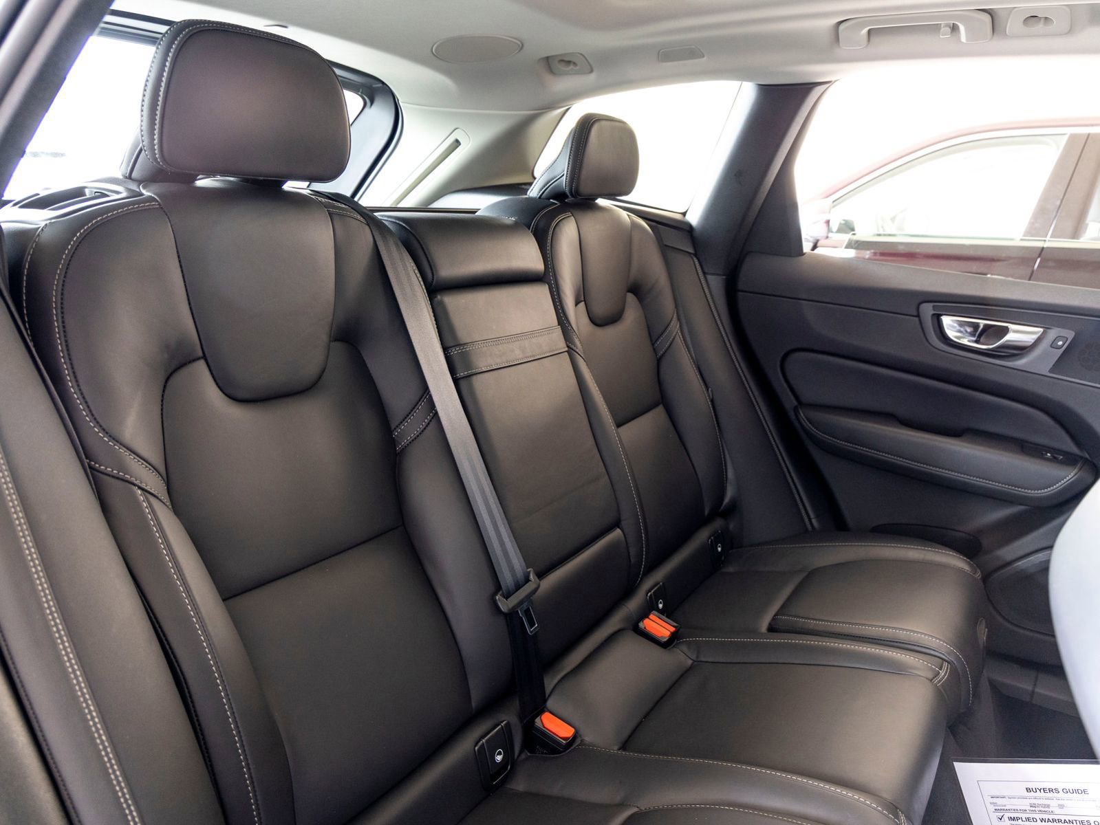 Used 2022 Volvo XC60 T8 Inscription w/ Advanced Package image 24