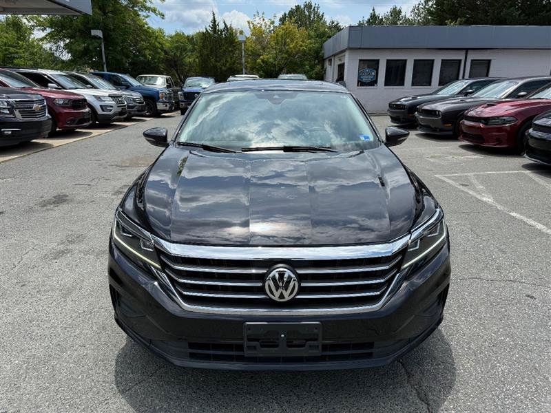 Used 2022 Volkswagen Passat 2.0T SE FWD image 3