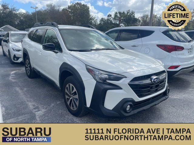 Used 2023 Subaru Outback Premium image 1