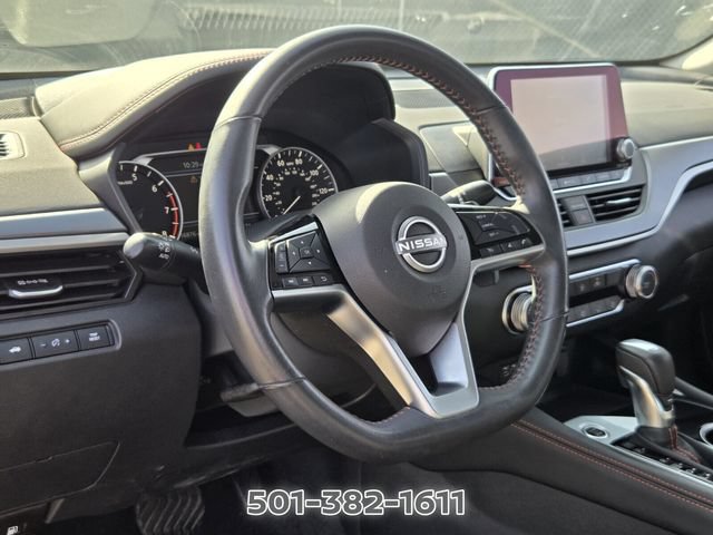 Used 2024 Nissan Altima 2.5 SR FWD image 11