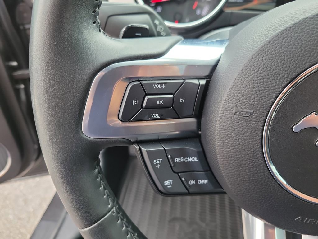 Used 2020 Ford Mustang GT Premium w/ Black Accent Package RWD image 29