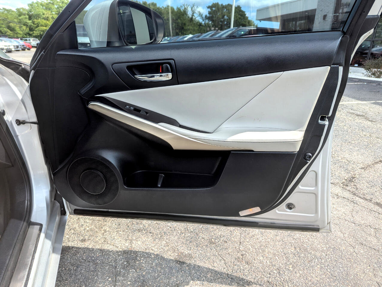 Used 2015 Lexus IS 250 AWD image 37