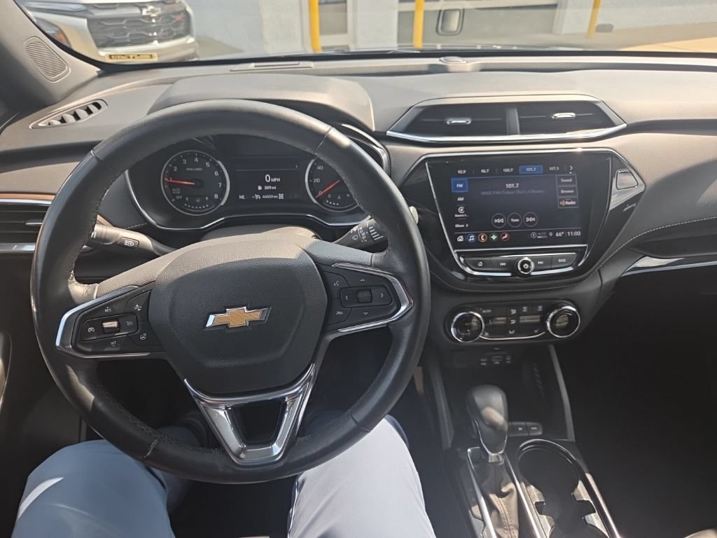 Used 2022 Chevrolet TrailBlazer ACTIV w/ Technology Package AWD/4WD image 24