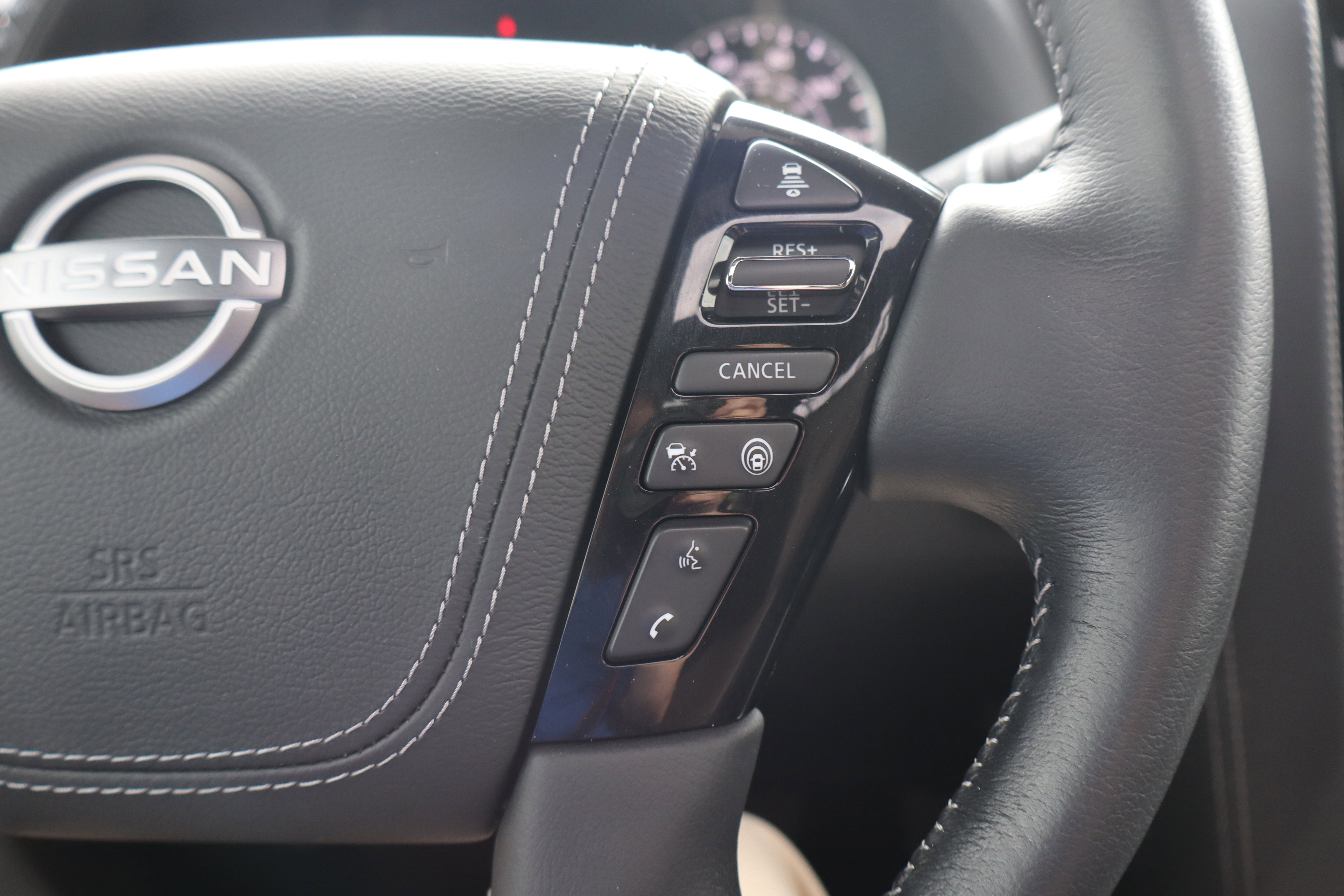 Used 2024 Nissan Armada Platinum w/ Cargo Package RWD image 17