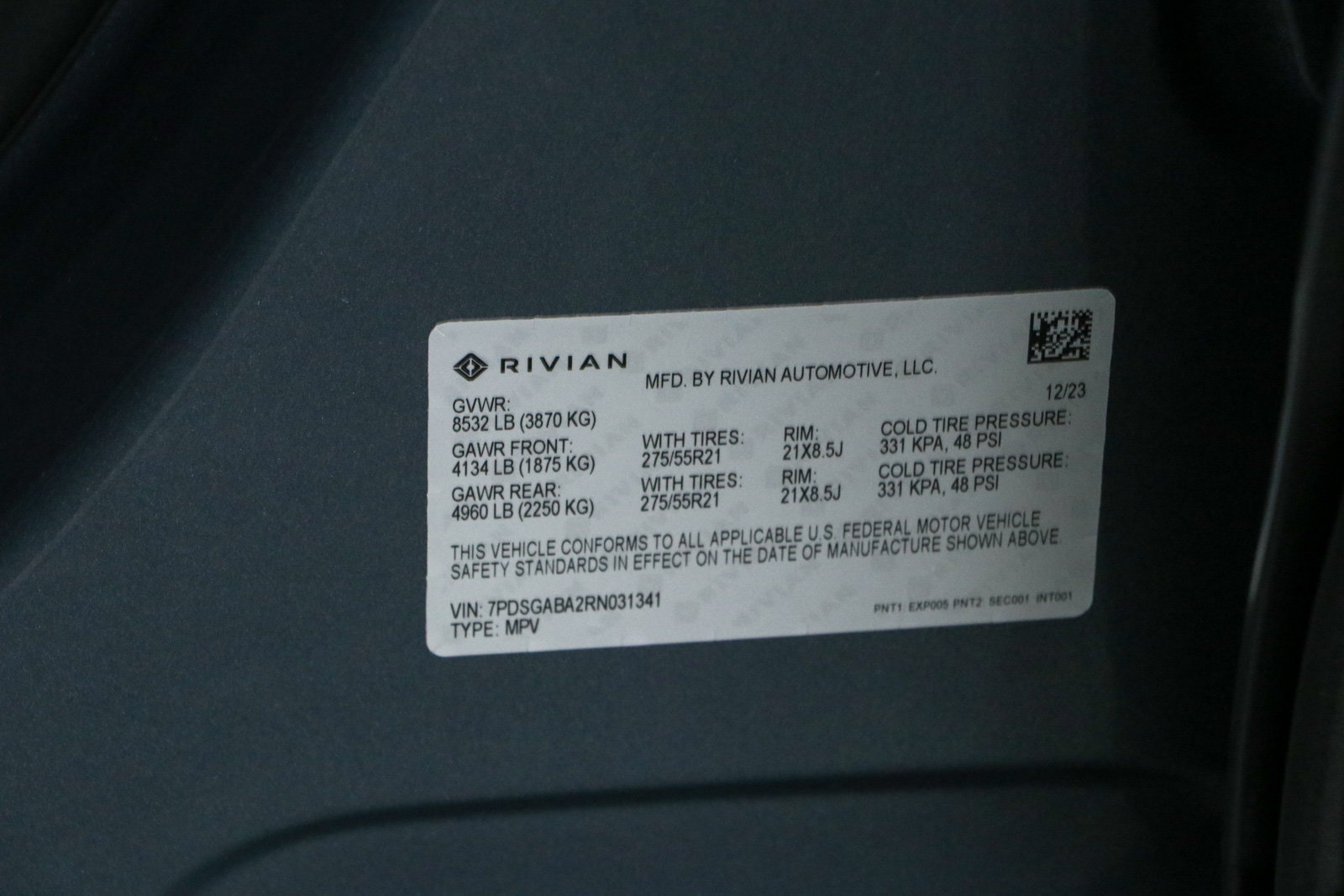Used 2024 Rivian R1S Adventure AWD/4WD image 31