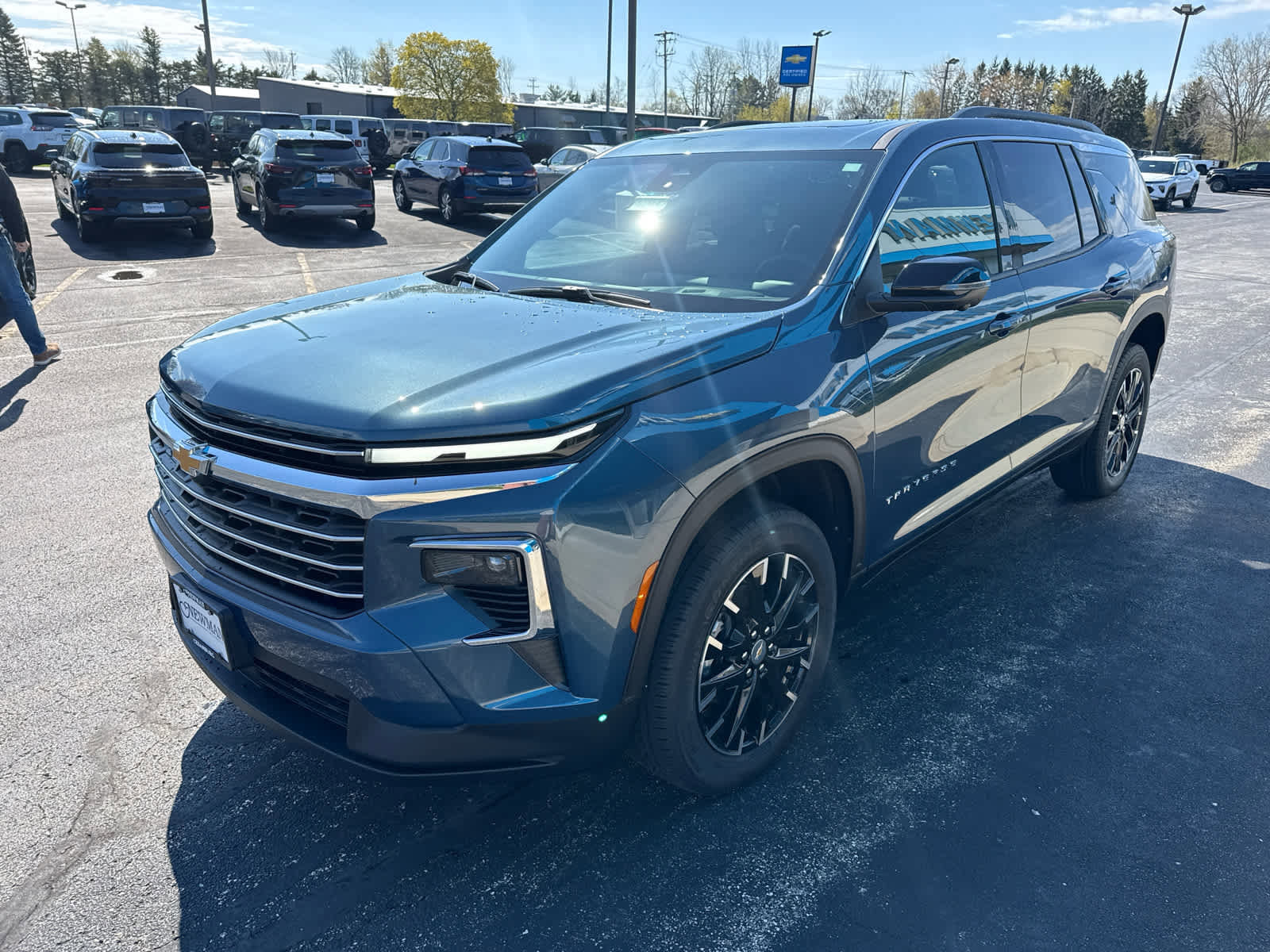 New 2026 Chevrolet Traverse LT AWD/4WD image 3