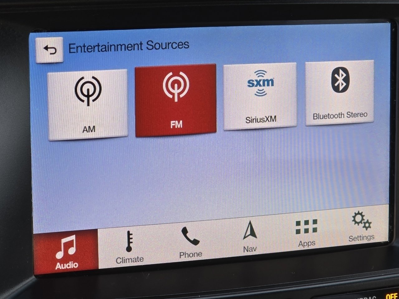 Used 2019 Ford Explorer XLT w/ Equipment Group 202A image 6