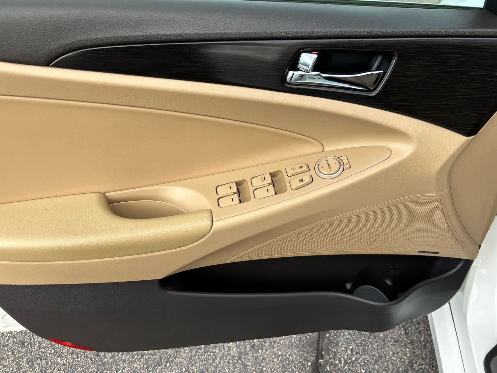 Used 2013 Hyundai Sonata Limited FWD image 10