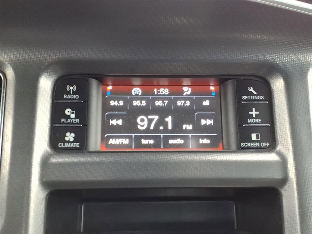 Used 2012 Dodge Charger SE RWD image 14