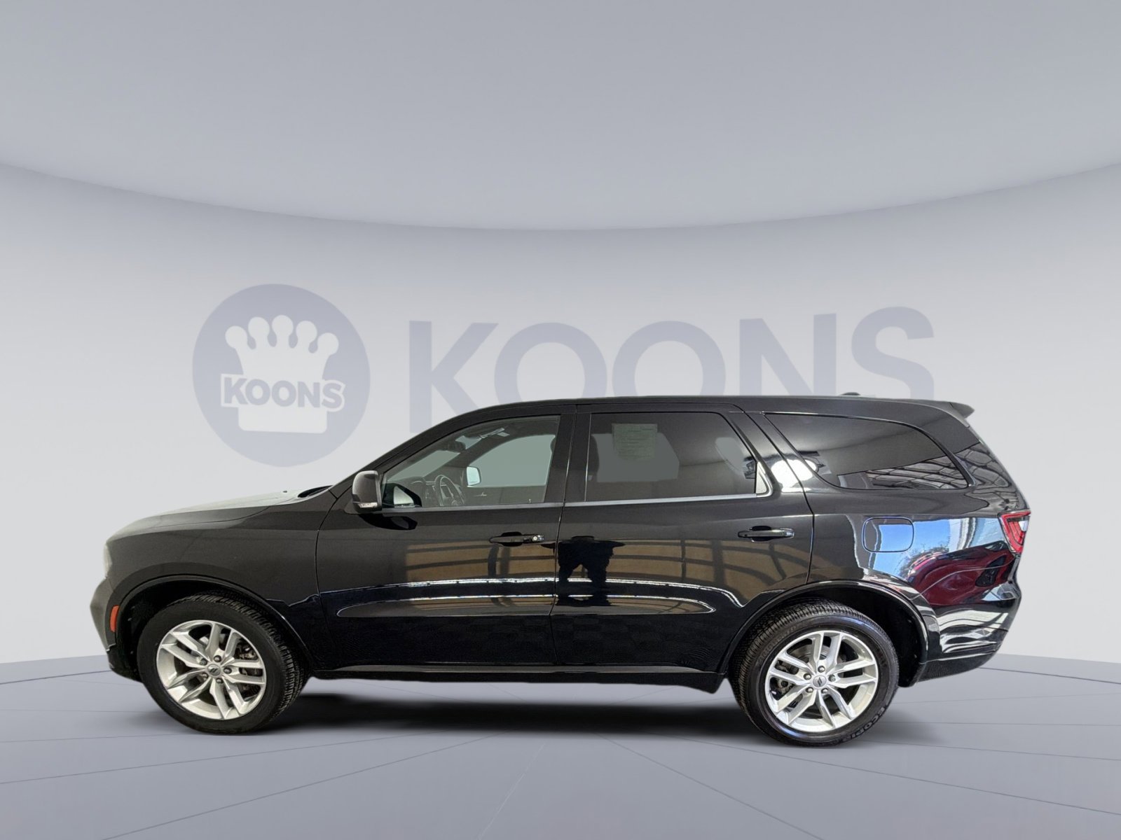 Used 2021 Dodge Durango GT image 2