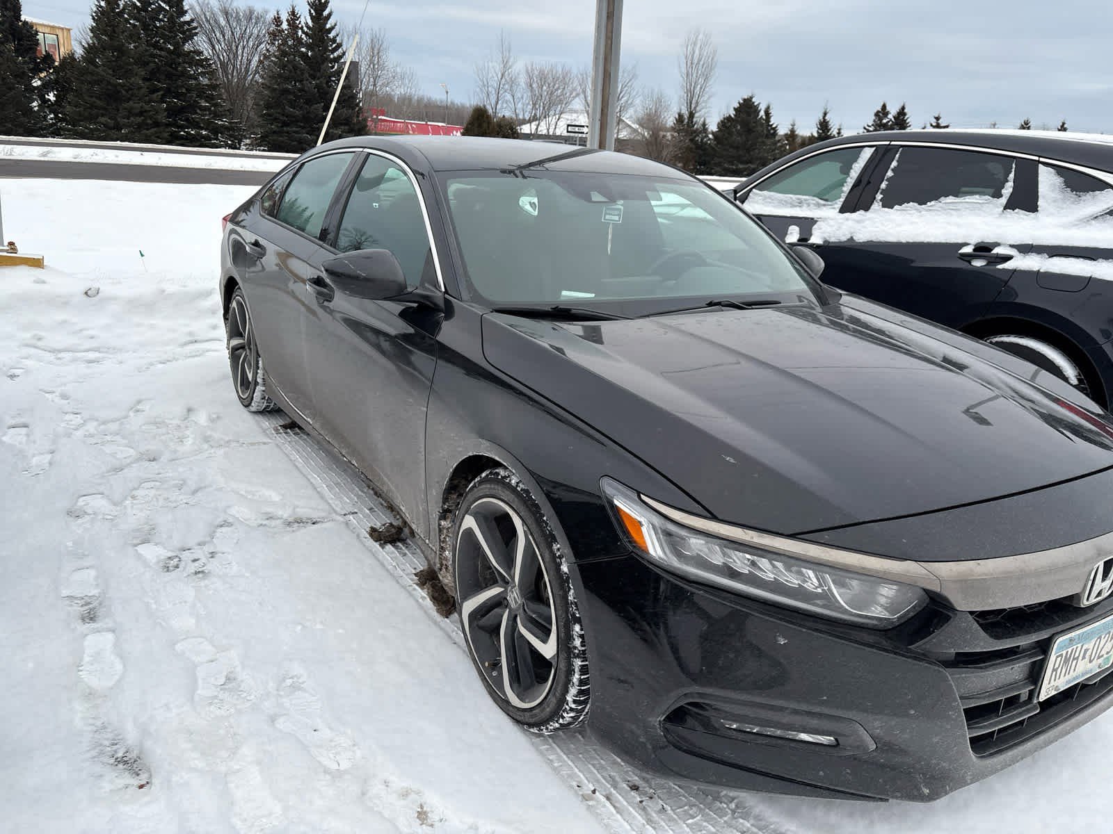 Used 2019 Honda Accord Sport image 9