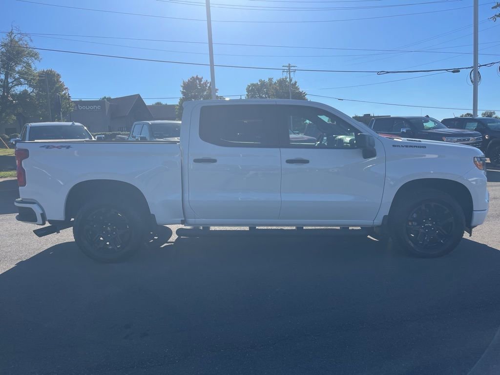 Used 2025 Chevrolet Silverado 1500 Custom w/ Turbomax Blackout Package image 6
