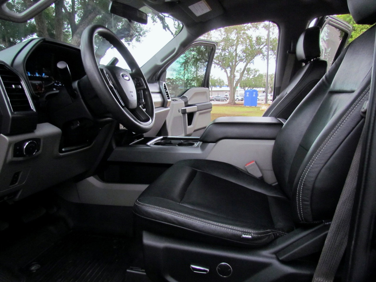 Used 2019 Ford F250 XLT w/ XLT Value Package image 16