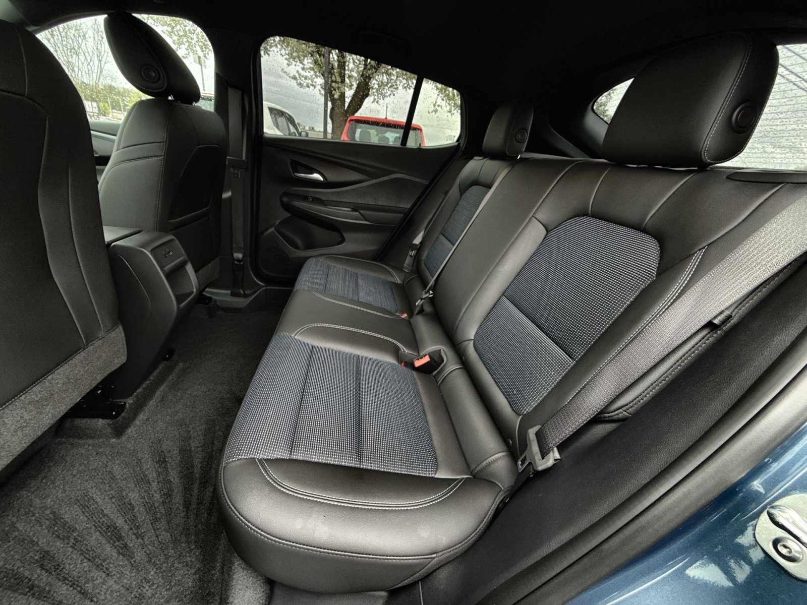 Used 2025 Buick Envista Preferred w/ Convenience I Package image 23