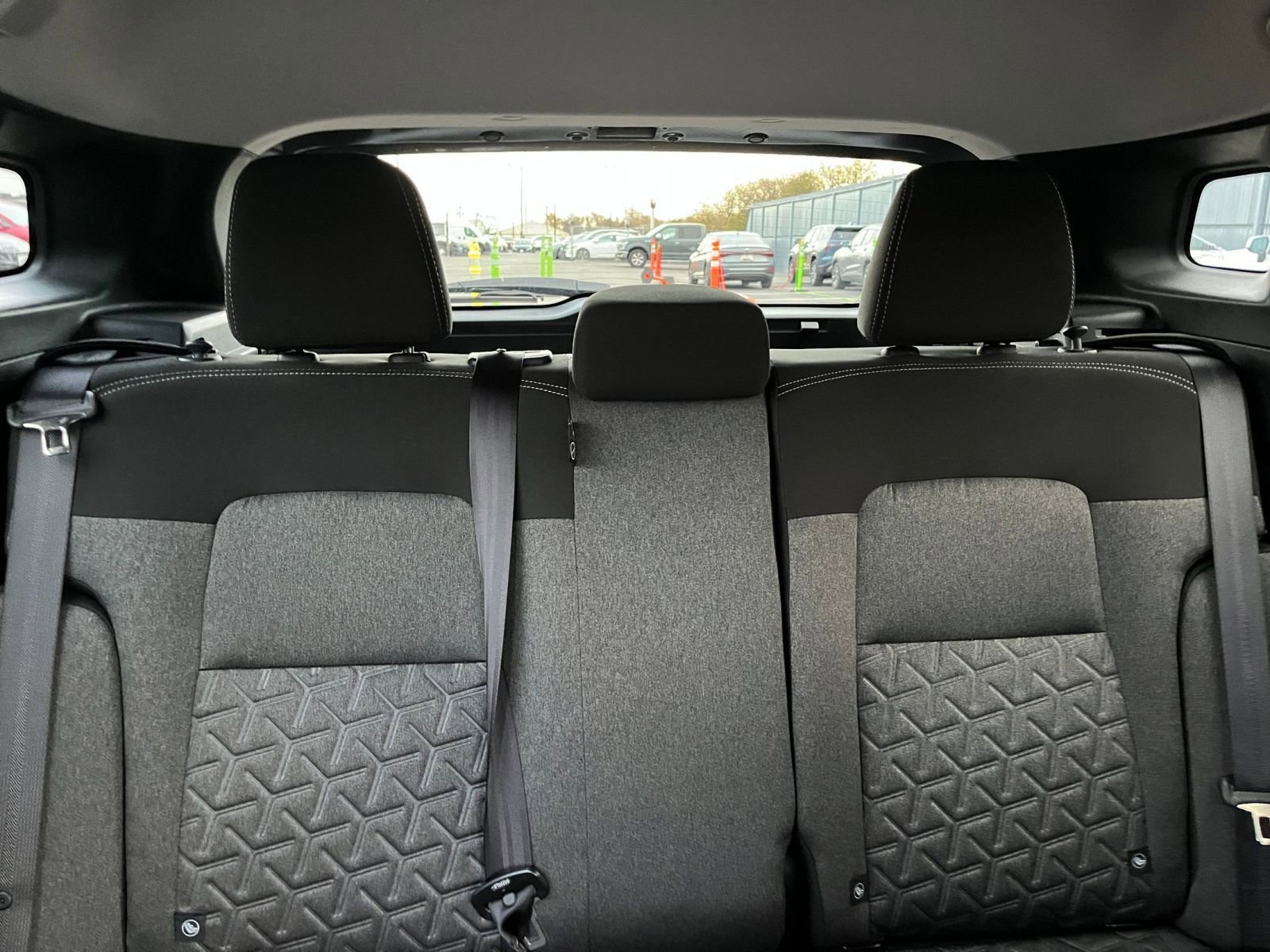 Used 2025 Nissan Kicks SV image 36