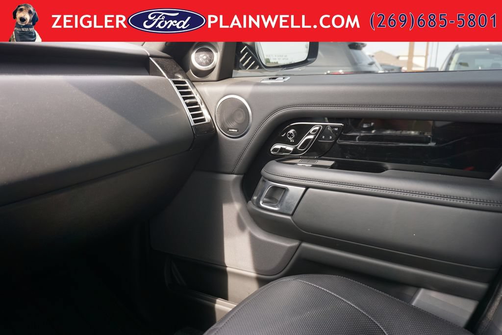 Used 2019 Land Rover Range Rover Supercharged AWD/4WD image 27
