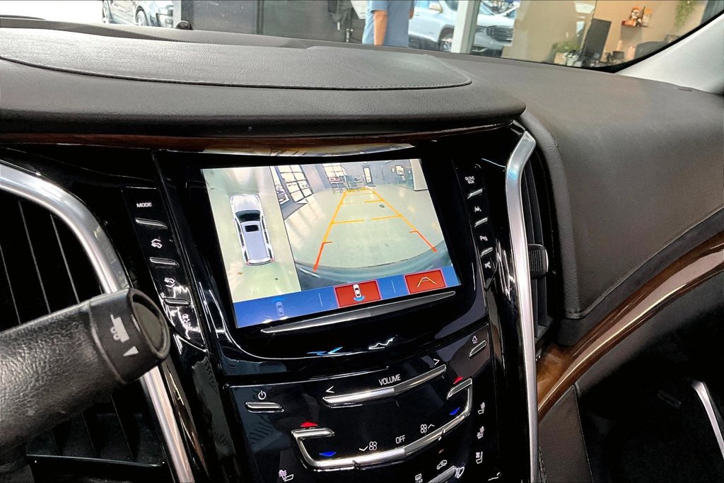 Used 2019 Cadillac Escalade Premium Luxury w/ LPO, Radiant Package AWD/4WD image 14