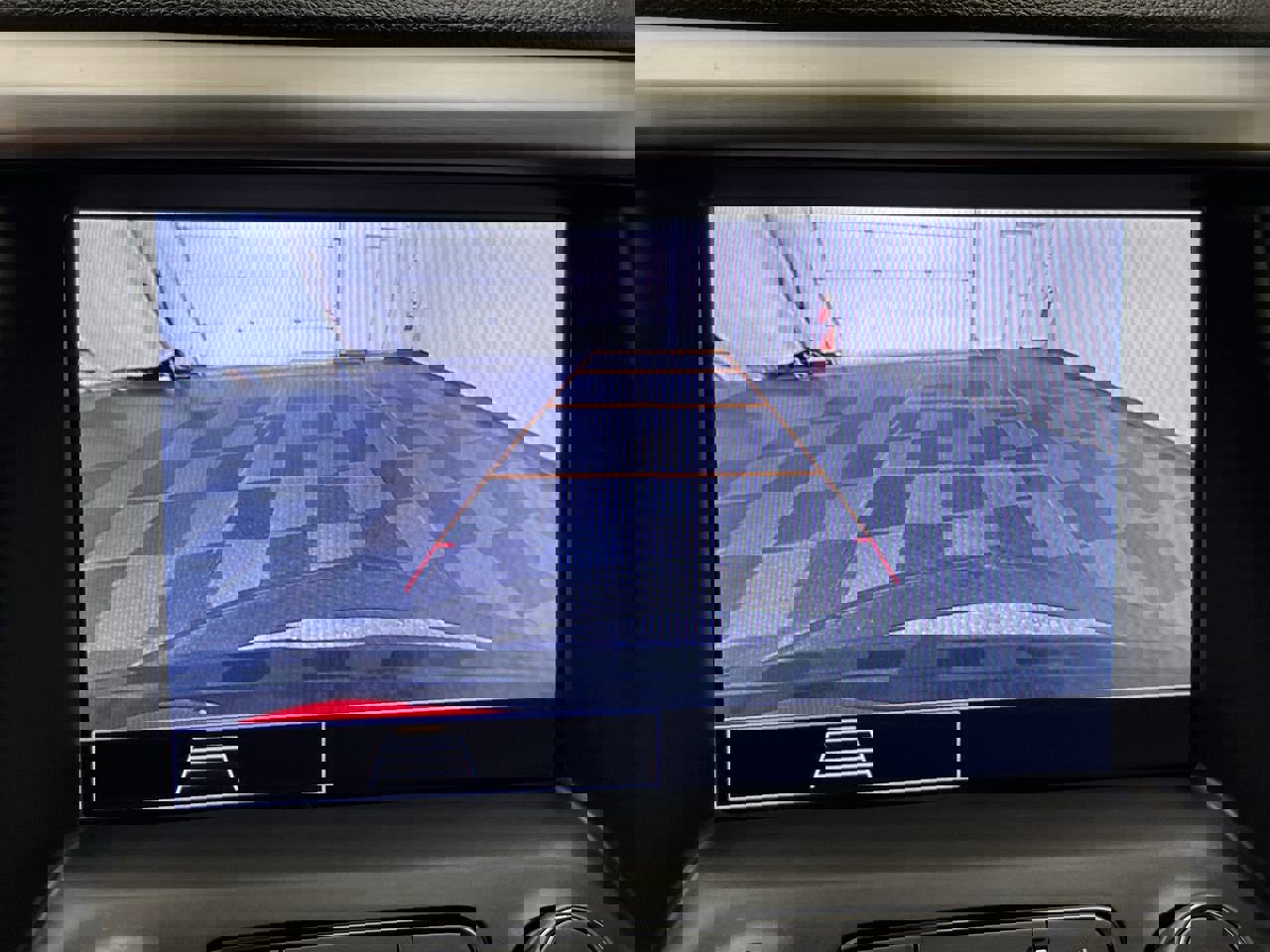 Certified 2023 GMC Acadia SLE w/ Driver Convenience Package image 5