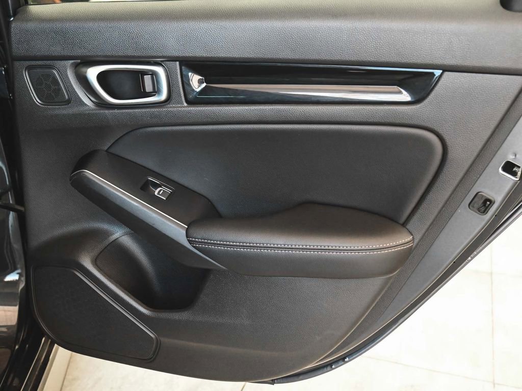 Used 2024 Honda Civic Sport Touring image 11