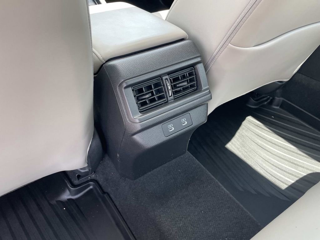 Used 2025 Honda Accord Touring image 13
