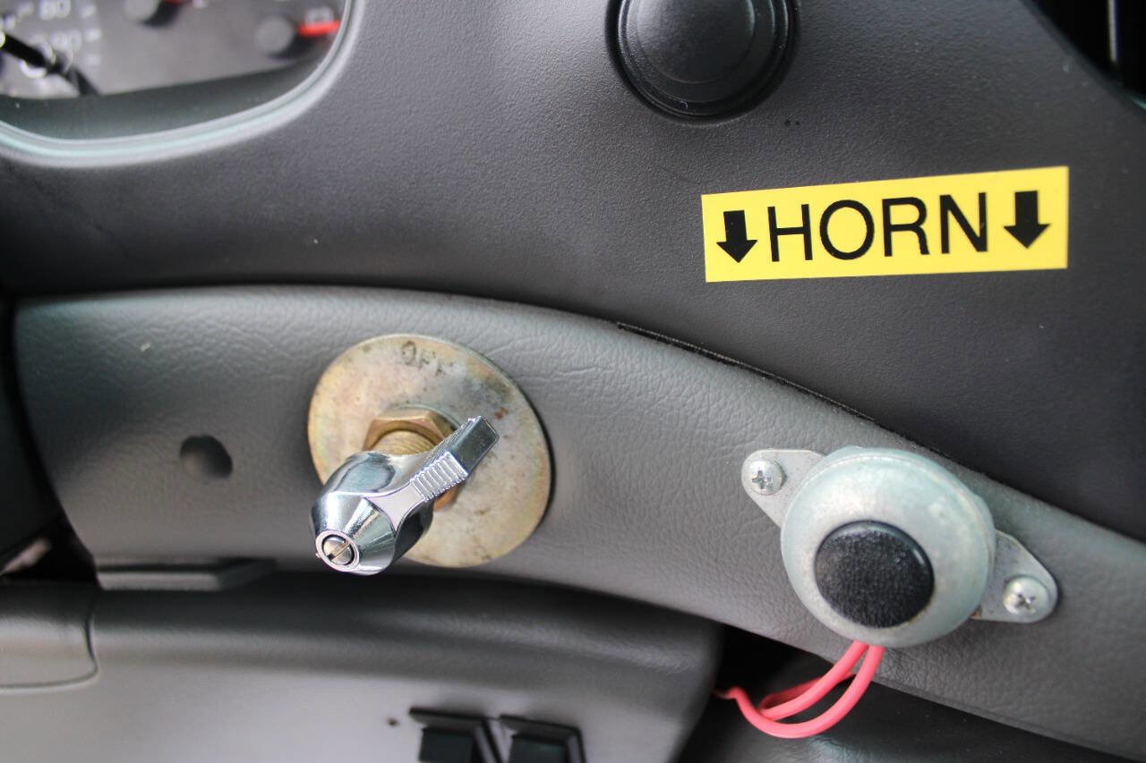 Used 2003 Ford E-350 and Econoline 350 XL image 24