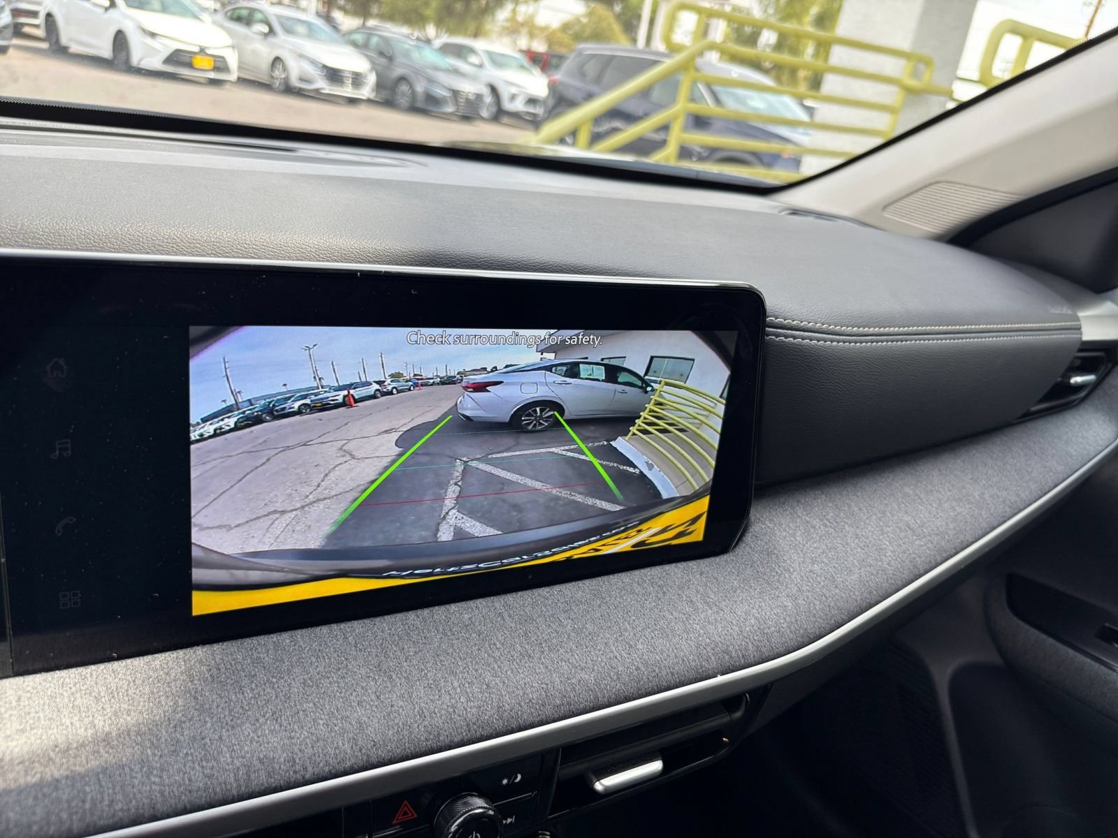 Used 2026 Nissan Kicks SV FWD image 21