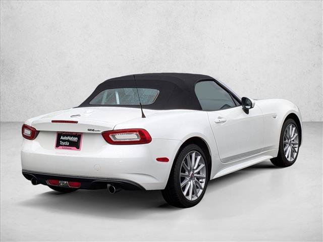Used 2020 FIAT 124 Spider Lusso w/ Navigation & Sound Group RWD image 5