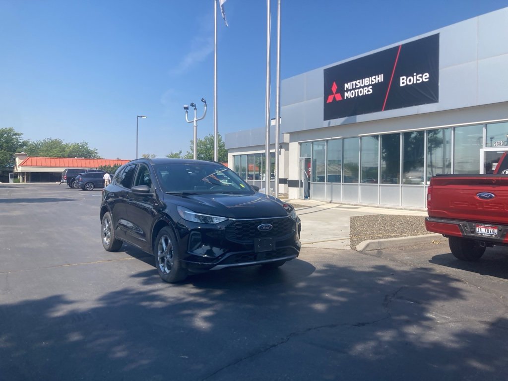 Used 2023 Ford Escape ST-Line