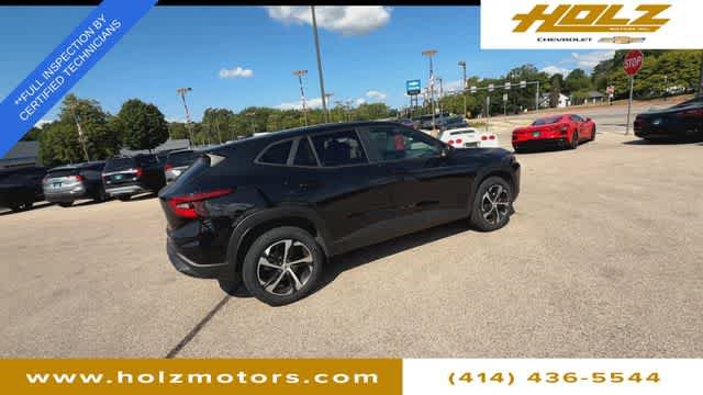 Certified 2024 Chevrolet Trax RS w/ Driver Confidence Package FWD image 8