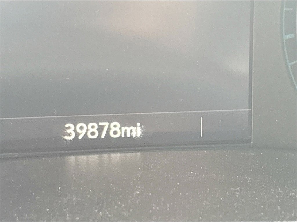 Used 2022 GMC Canyon AT4 w/ Trailering Package image 12