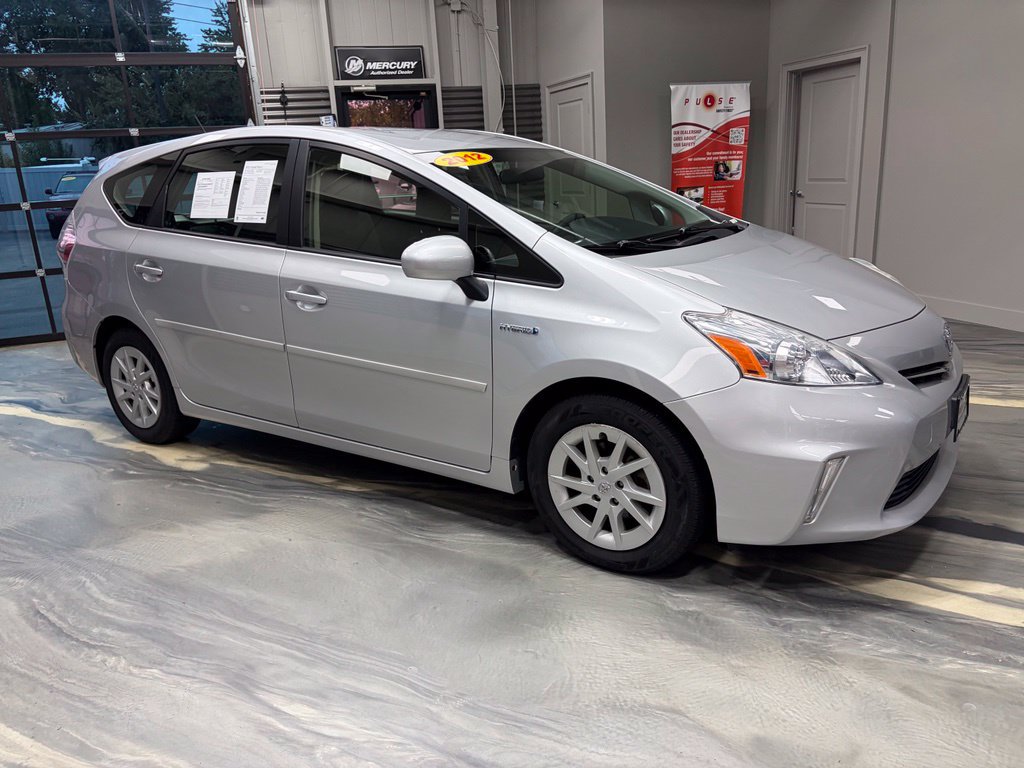 Used 2012 Toyota Prius V Three FWD image 27