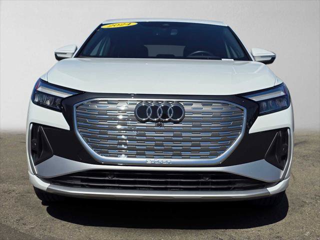 Certified 2024 Audi Q4 e-tron Premium Plus w/ Premium Plus AWD/4WD image 8