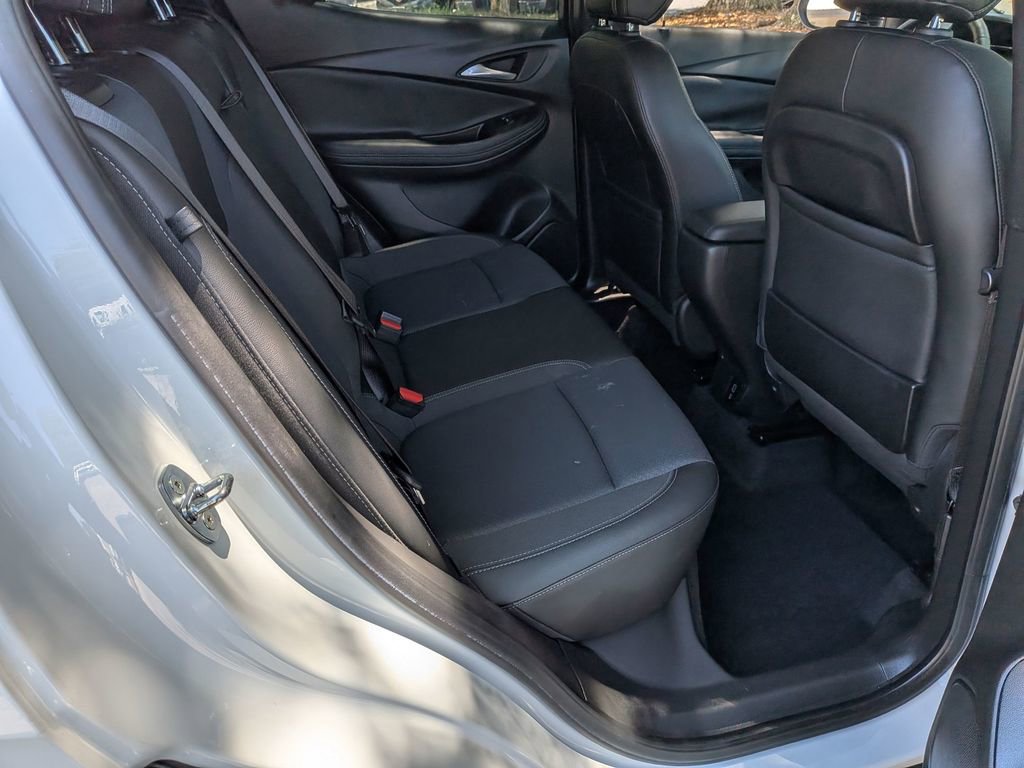 Used 2022 Buick Encore GX Select FWD image 26