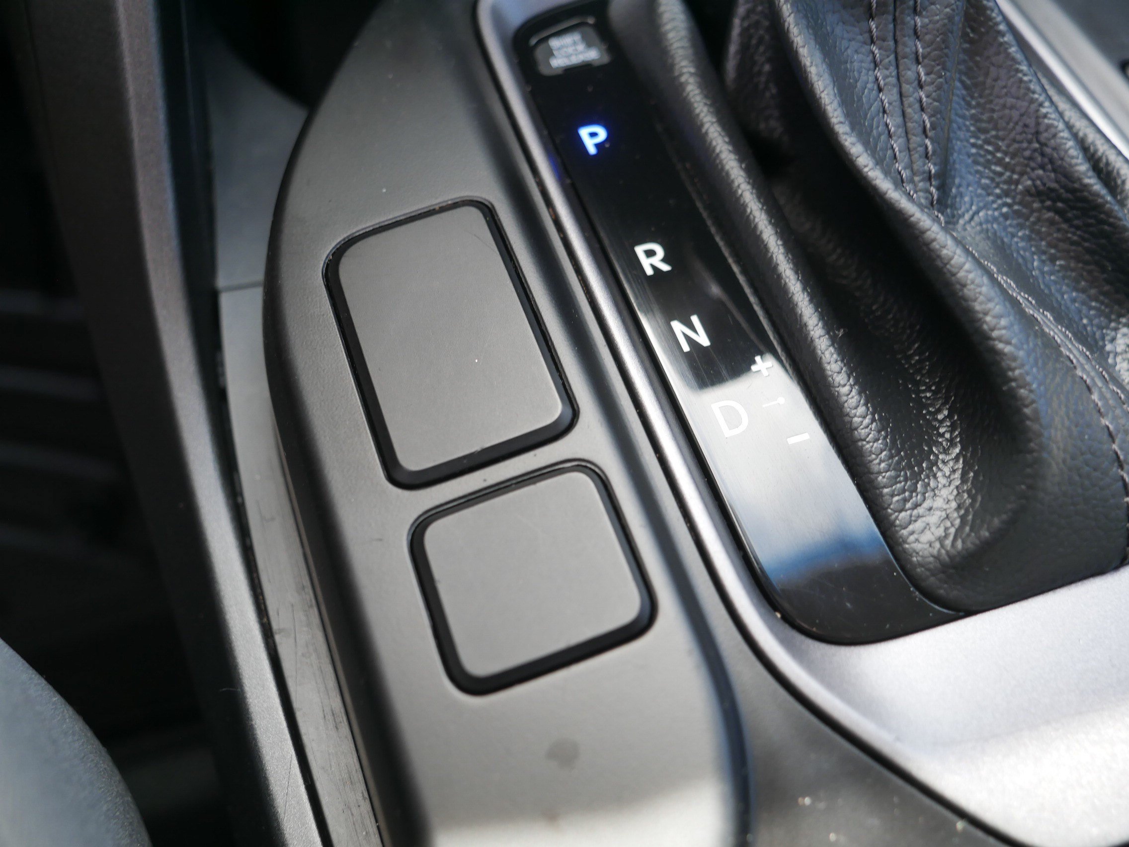 Used 2015 Hyundai Santa Fe Sport AWD/4WD image 30