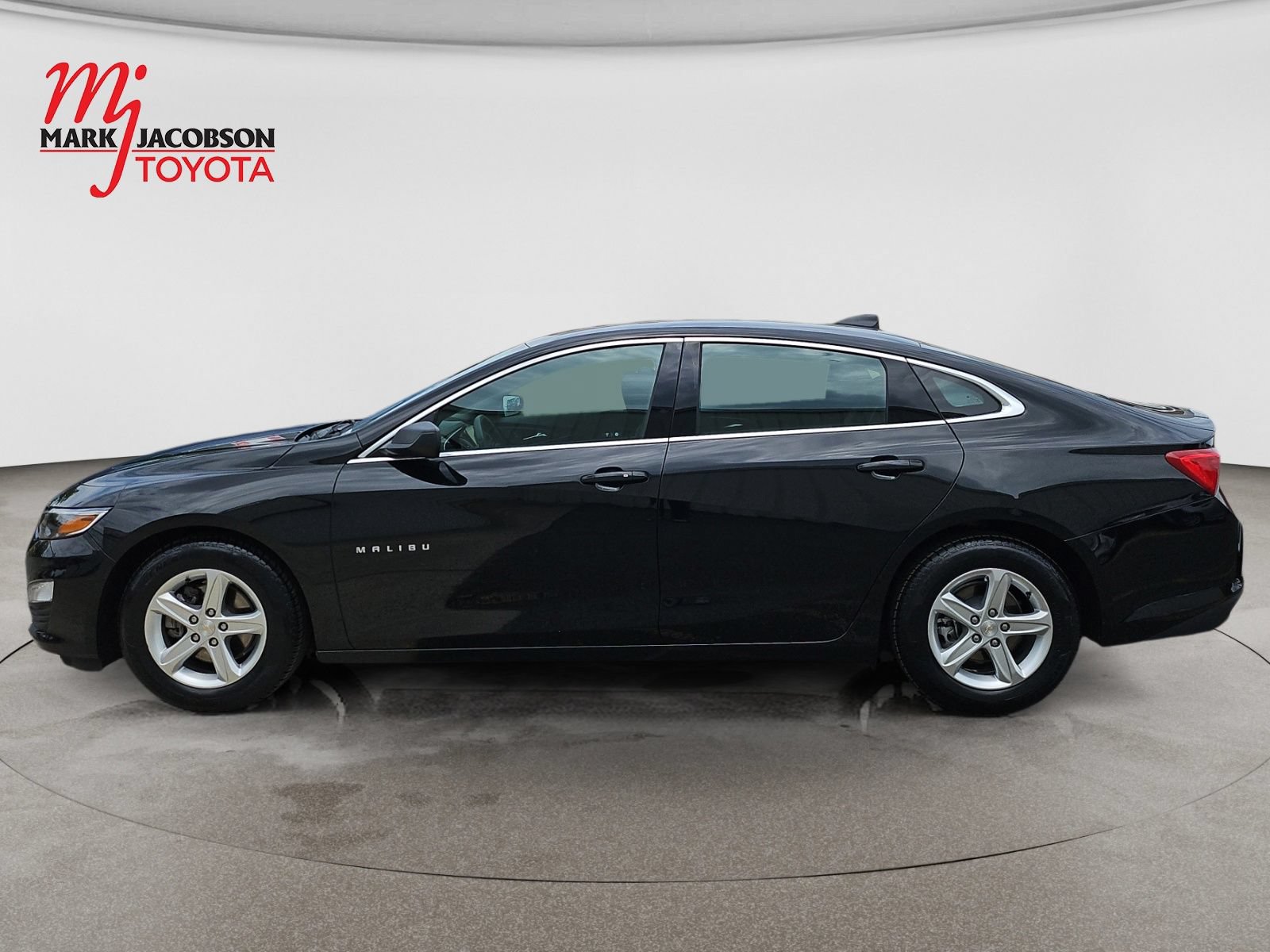 Used 2023 Chevrolet Malibu LS FWD image 13