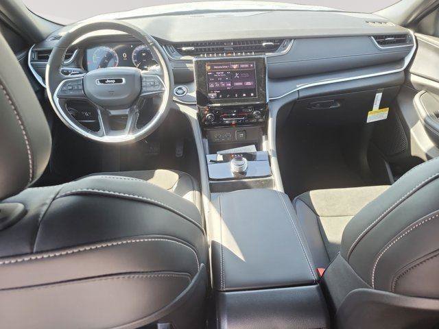 New 2025 Jeep Grand Cherokee L Altitude AWD/4WD image 10