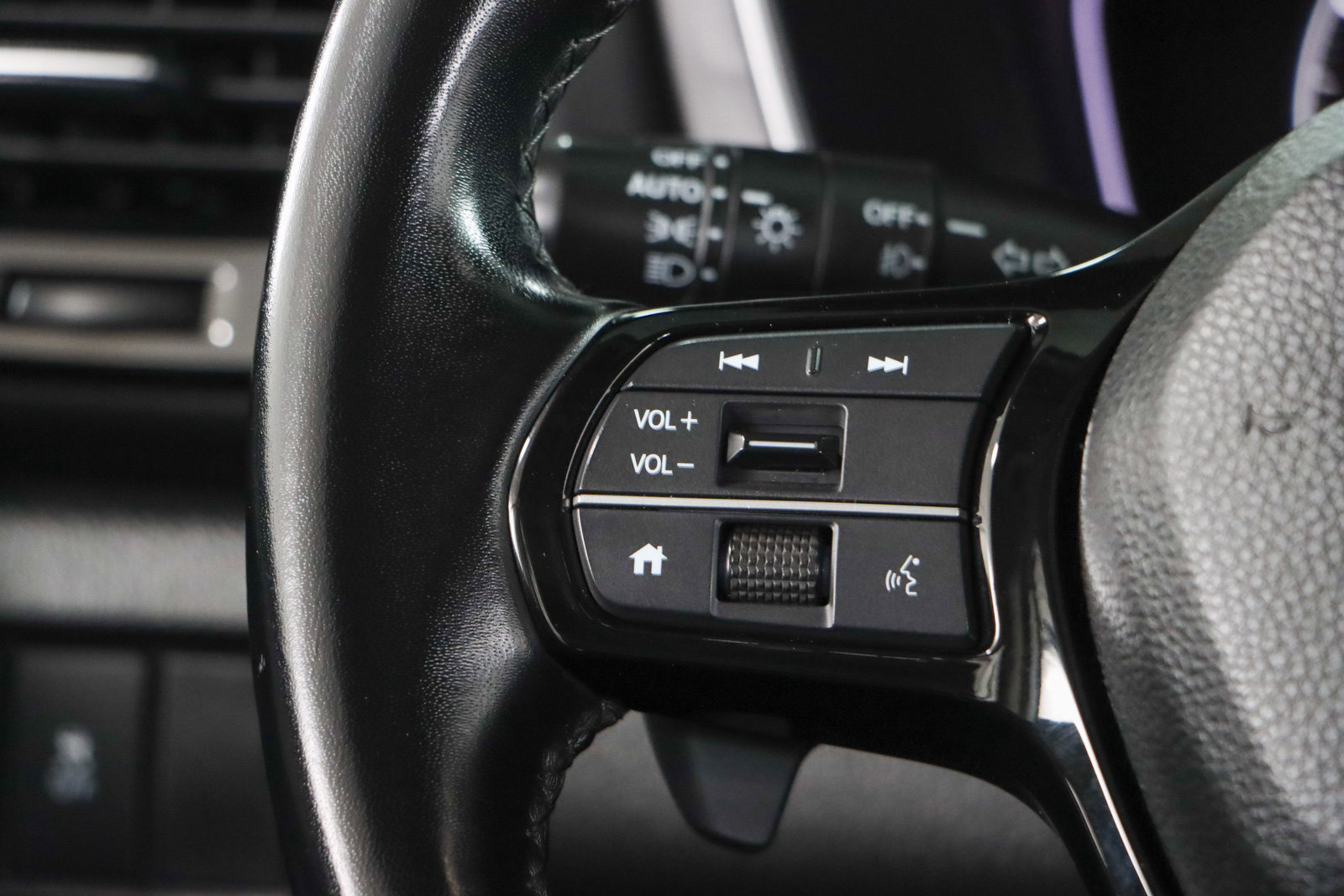 Used 2024 Honda Pilot EX-L image 13