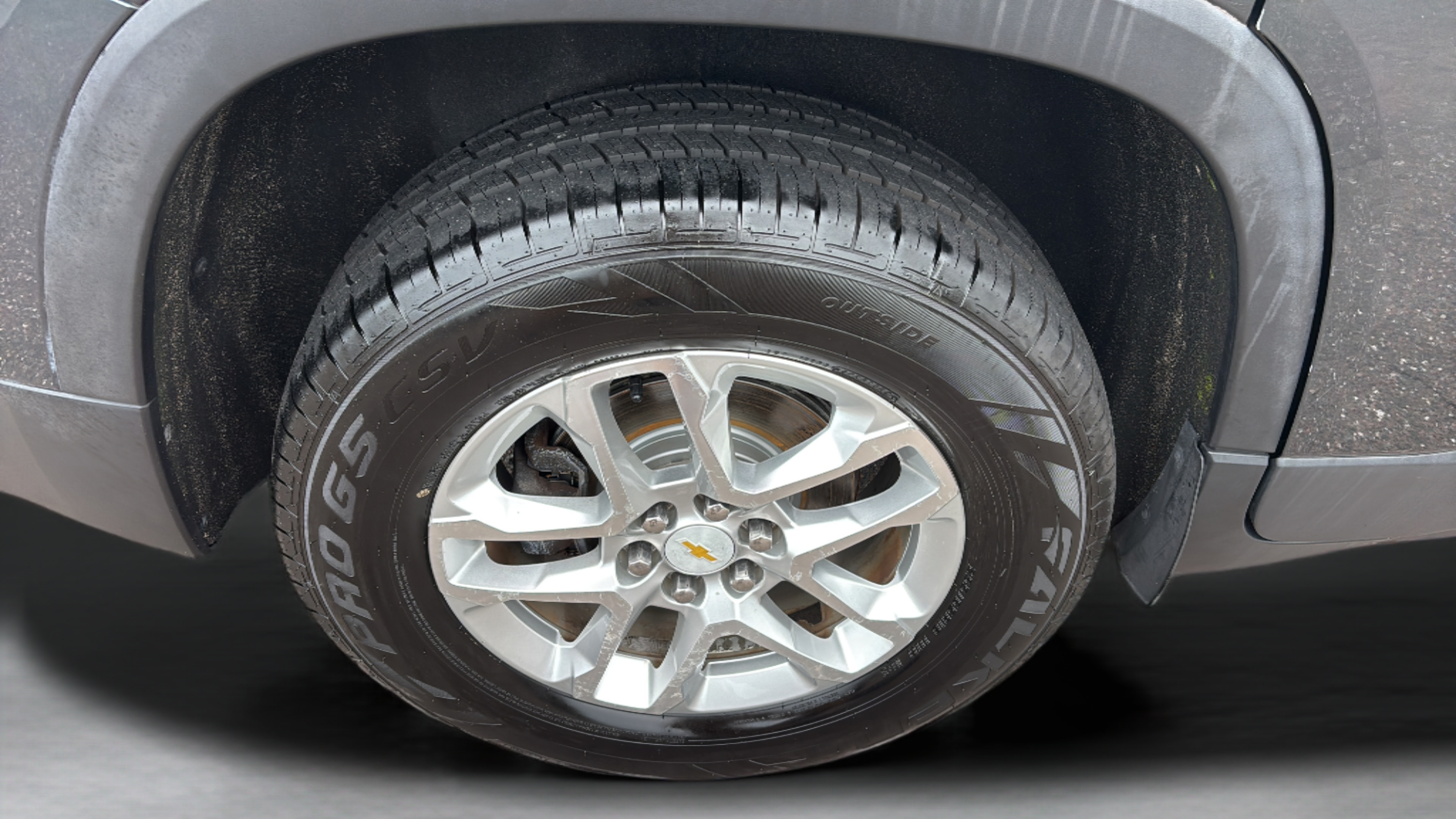 Used 2018 Chevrolet Traverse LT FWD image 35
