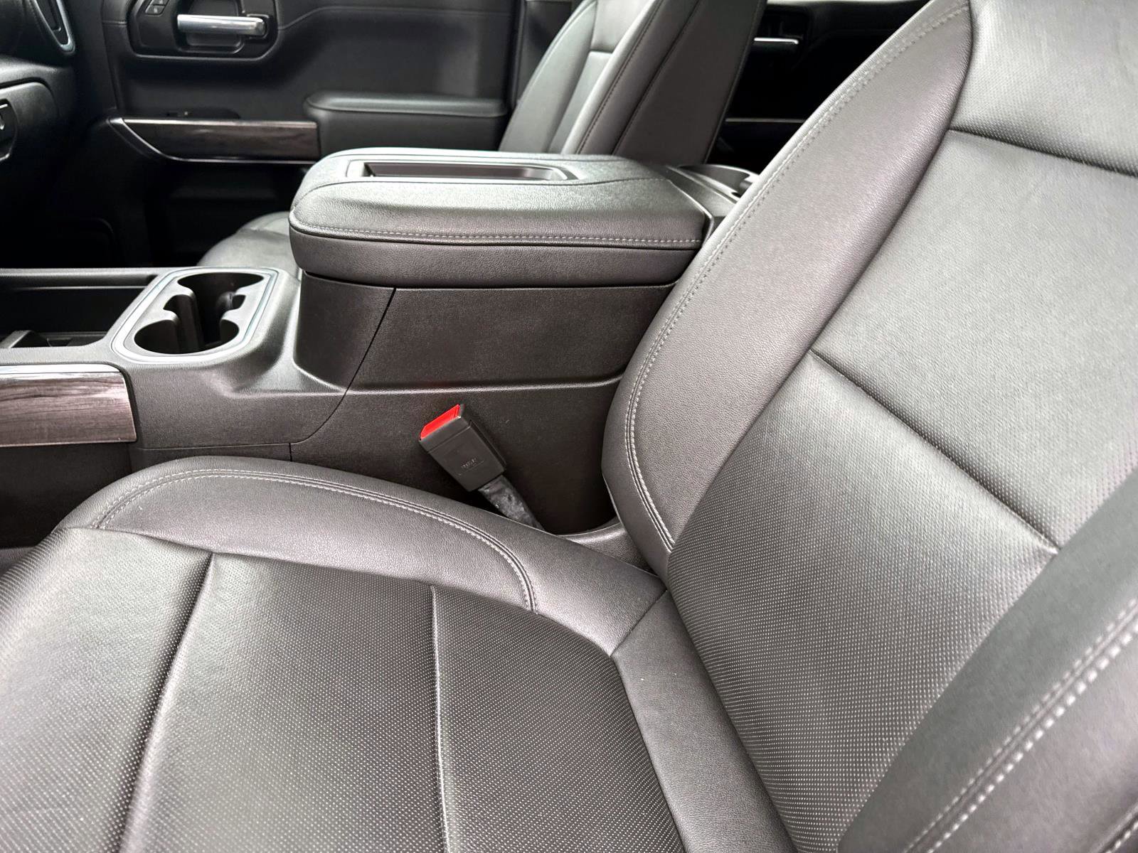 Certified 2021 Chevrolet Silverado 1500 LTZ w/ Z71 Off-Road Package image 16