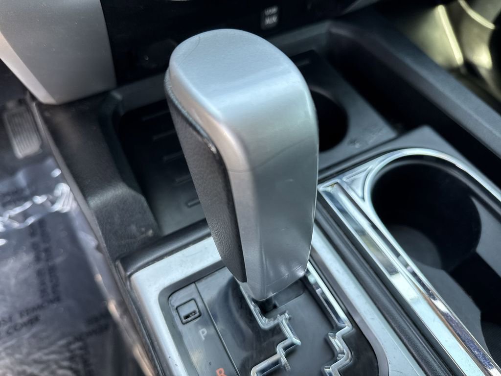 Used 2016 Toyota Tundra SR5 w/ SR5 Upgrade Package image 19