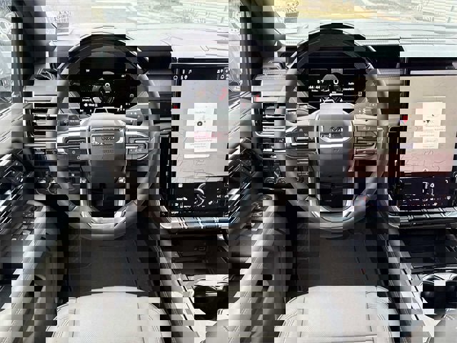 New 2026 GMC Yukon XL Elevation image 11